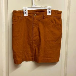 small skirt never worn